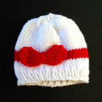 Bow Beanie – White and Red